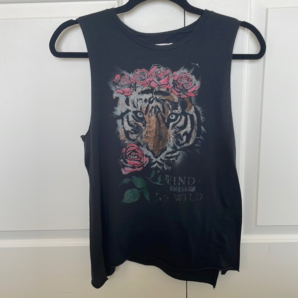 Abercrombie & Fitch - Black tank with lion “Find your Wild” - XS